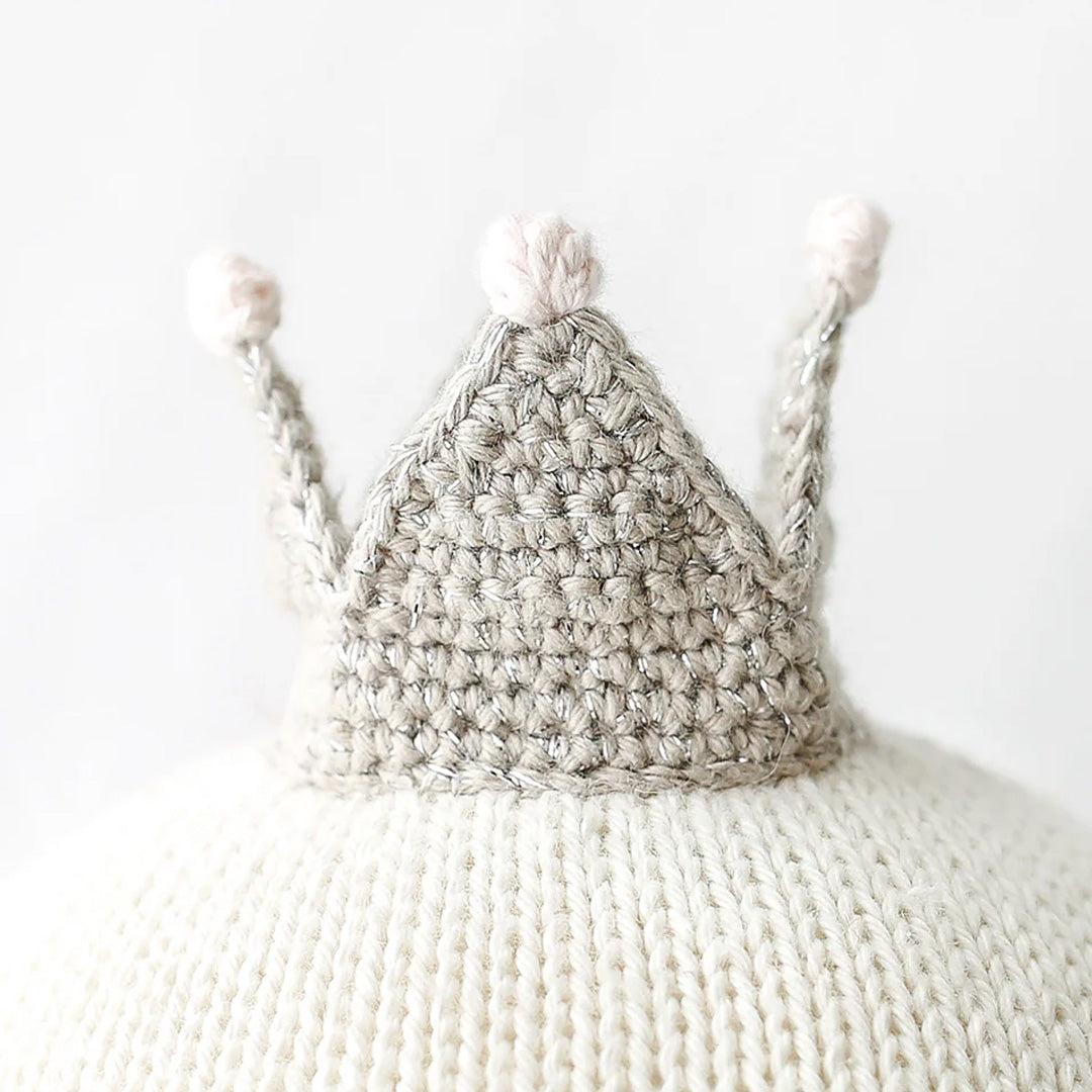 Cuddle Decor Harlow the Swan by Cuddle+Kind close up