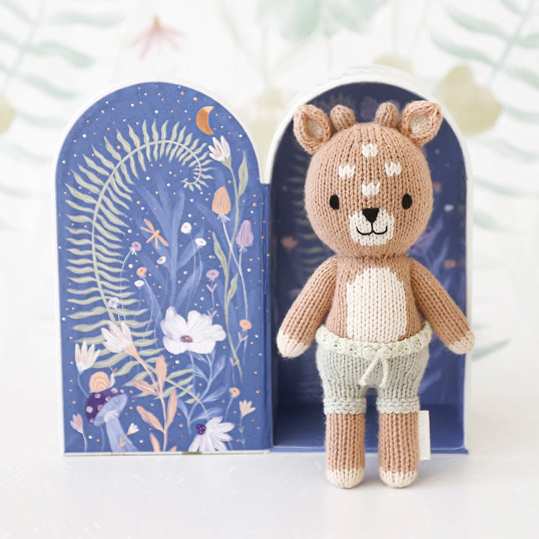 cuddle kind Tiny Elliott the Fawn