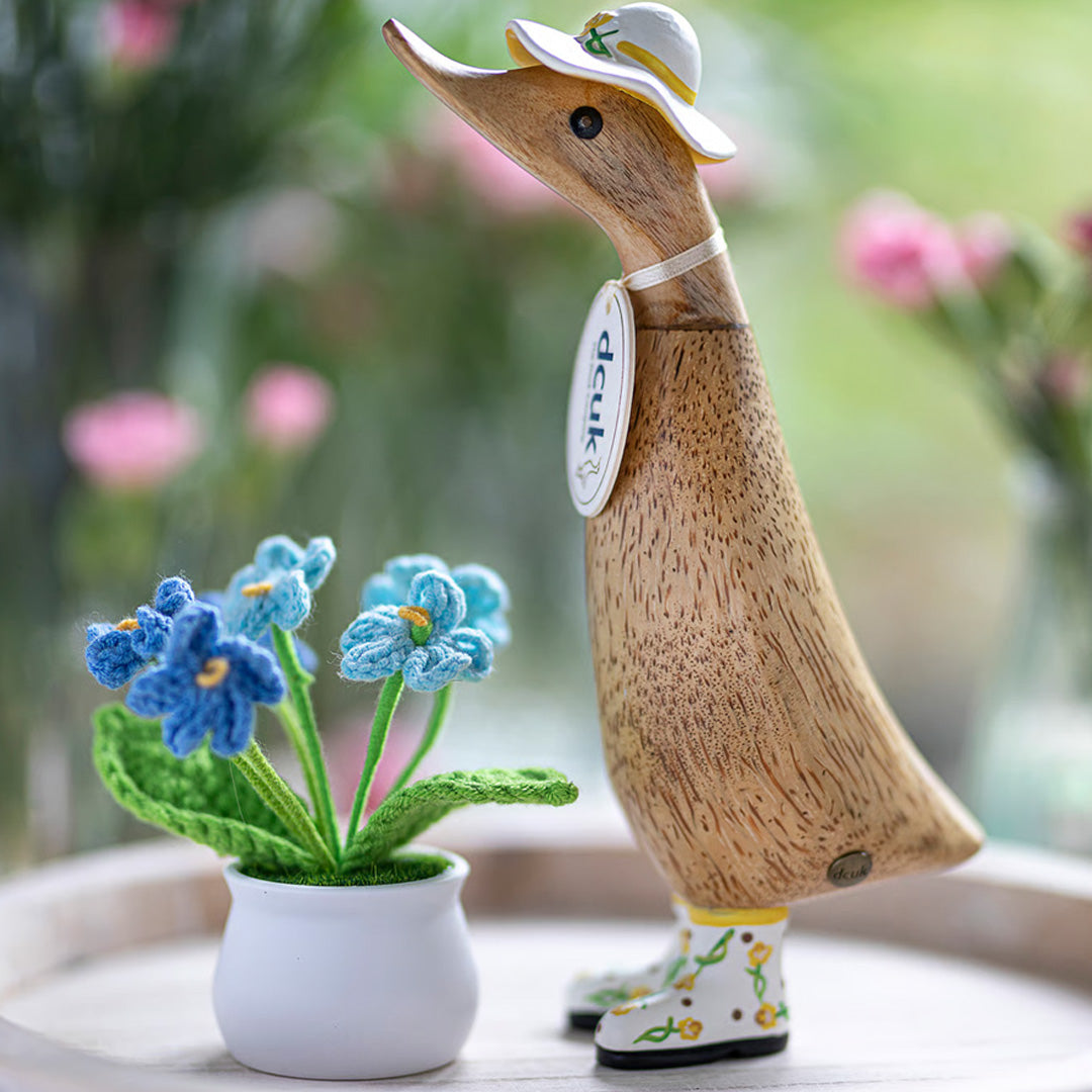 DCUK DCUK Flower Hat and Boot Duckling Daffodil 8.8" lifestyle 2