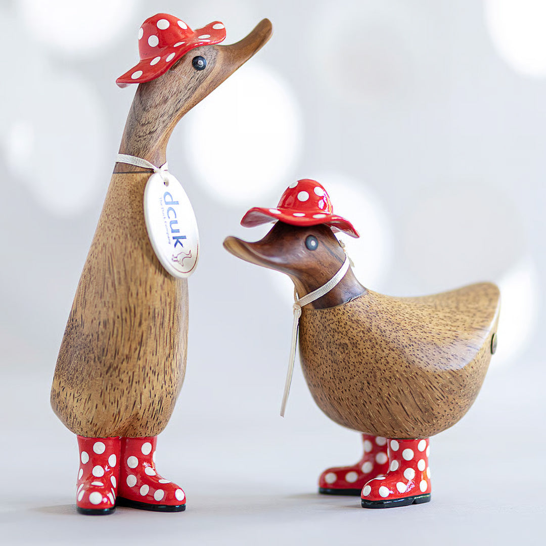 DCUK Spotty Hat & Boots Ducky RED set lifestyle
