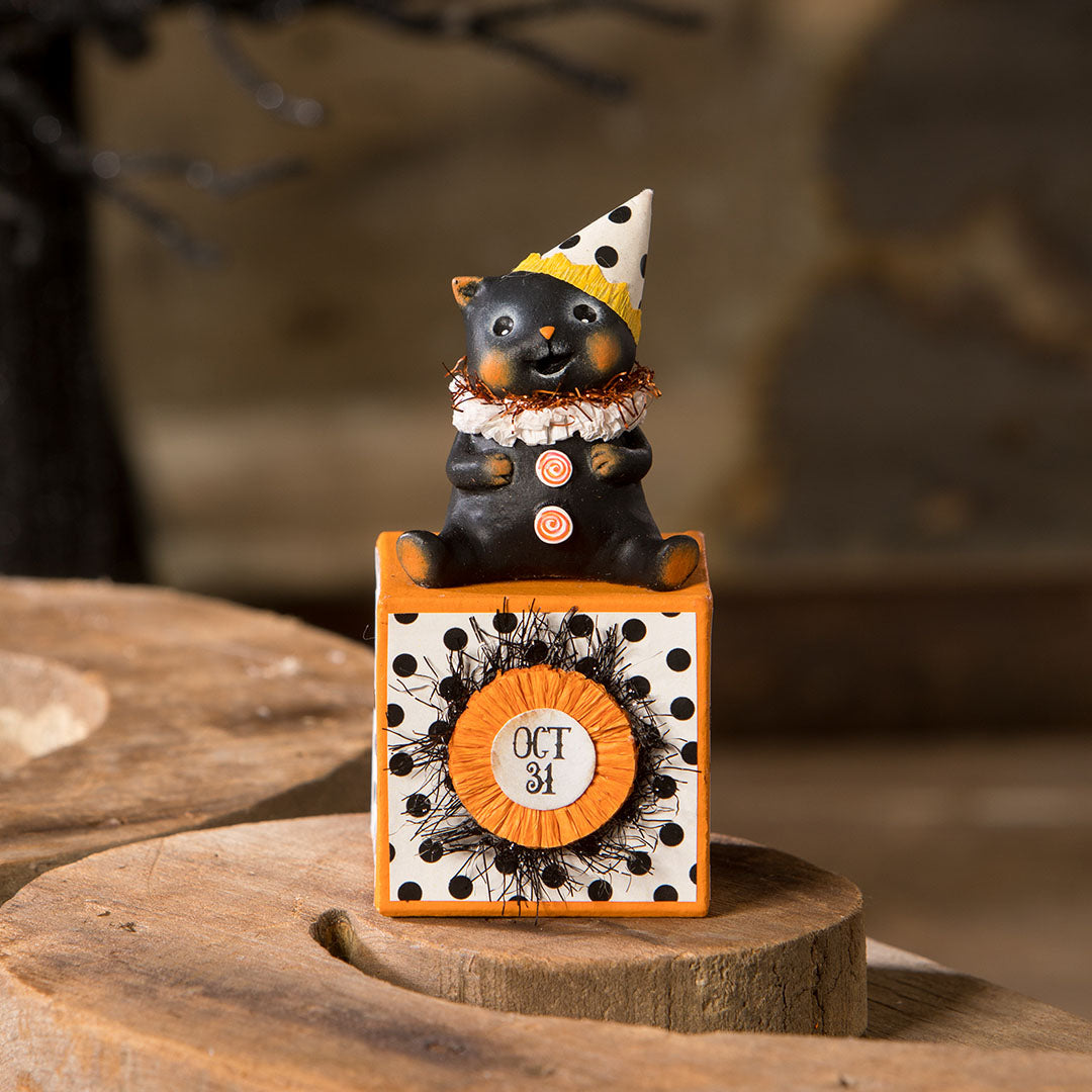 Michelle Allen Party Hat Kitty on Block front