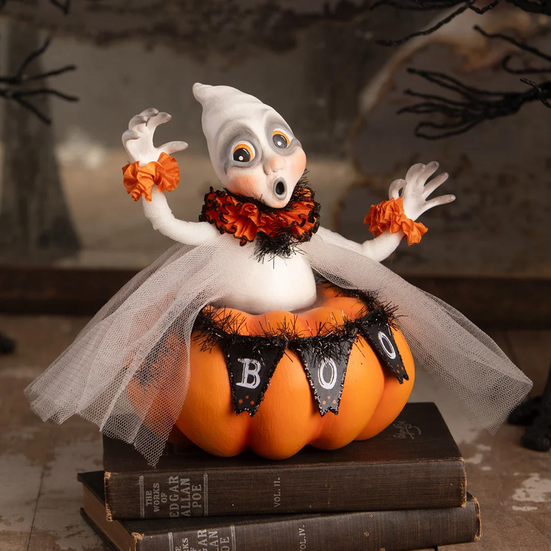 LeeAnn Kress Binx Boo Ghost side lifestyle