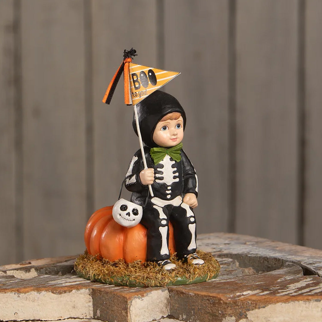 Bethany Lowe Boo To You Oliver side lifestyle