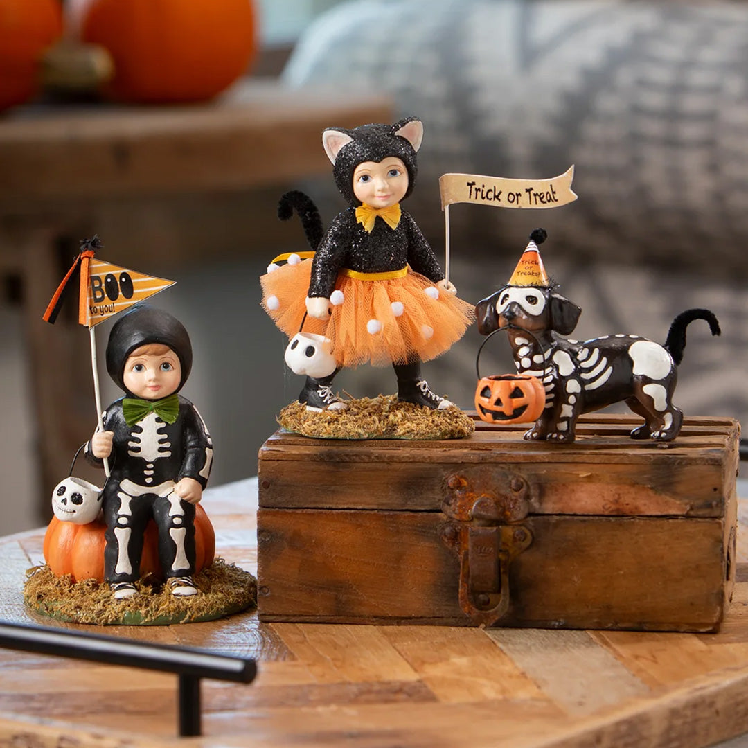 Bethany Lowe Boo To You Oliver set lifestyle