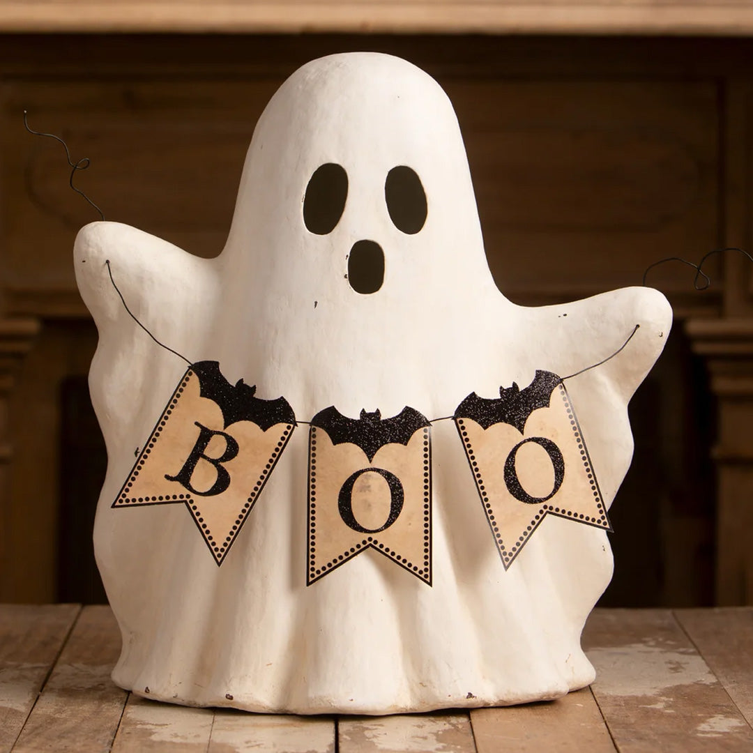 Bethany Lowe Ghost with Boo Garland front lifestyle