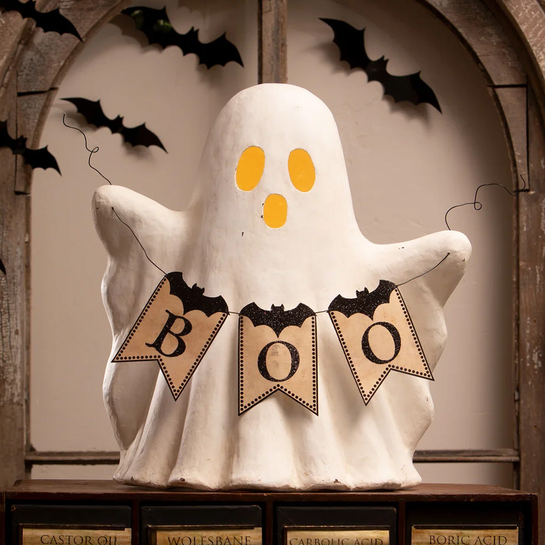 Bethany Lowe Ghost with Boo Garland front lifestyle