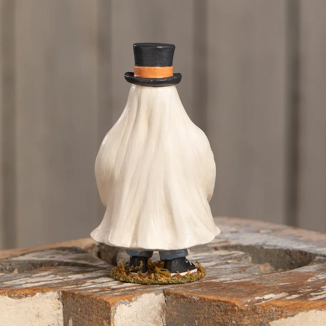 Bethany Lowe Ghostie Cullen Boy back lifestyle