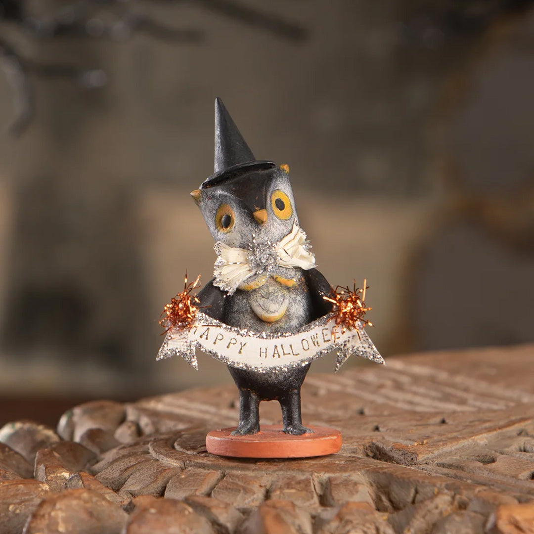 Michelle Lauritsen Happy Halloween Owl front lifestyle