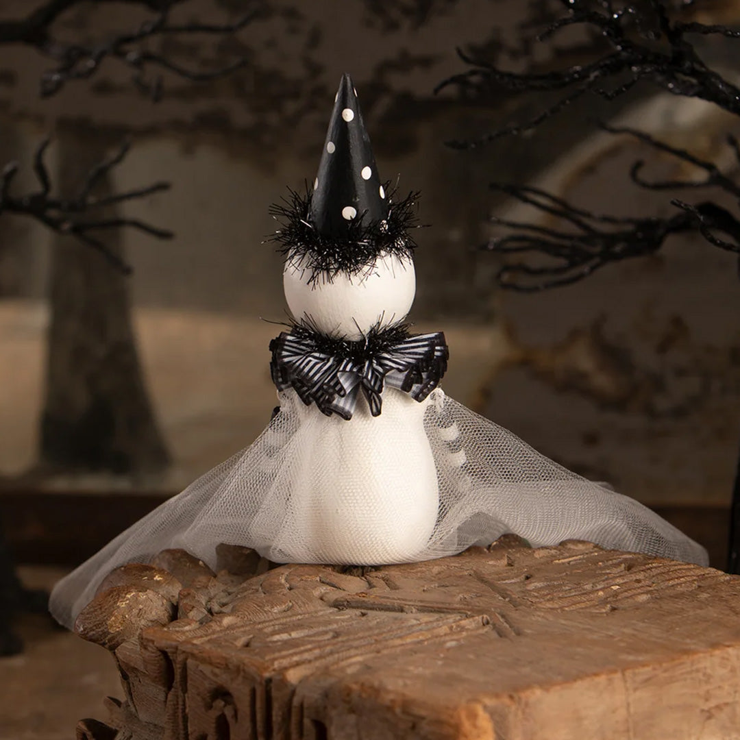 LeeAnn Kress Party Ghost Sitter back lifestyle