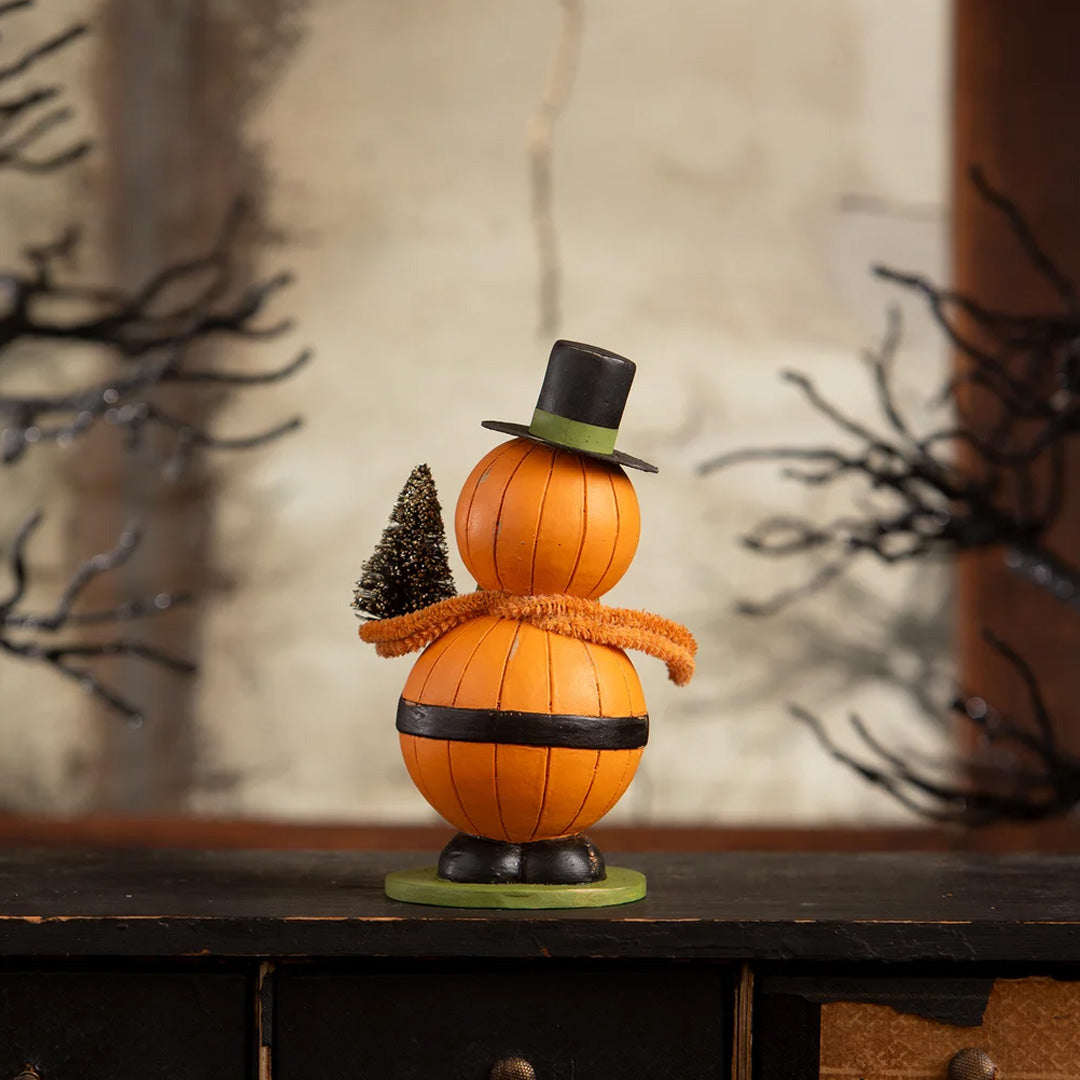 Bethany Lowe Vintage Jolly Pumpkinman back lifestyle