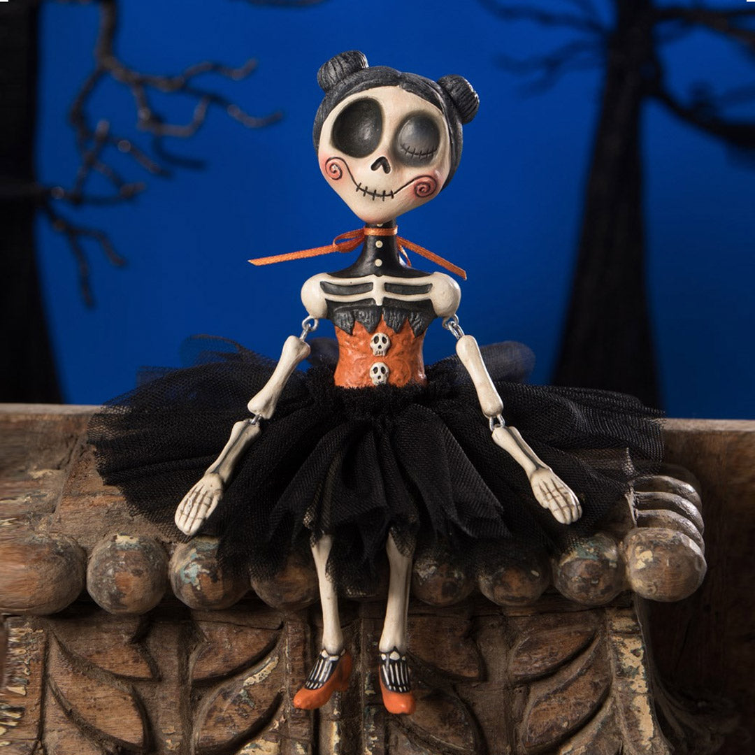 Vivian Skullgrave Halloween Figurine by LeeAnn Kress