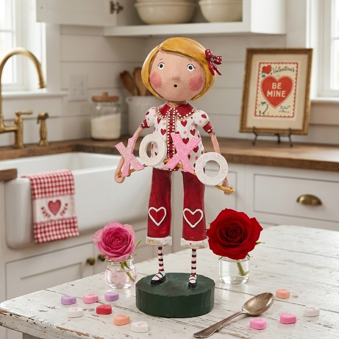 Cuddle Decor Lori Mitchell Valentine Valerie front lifestyle