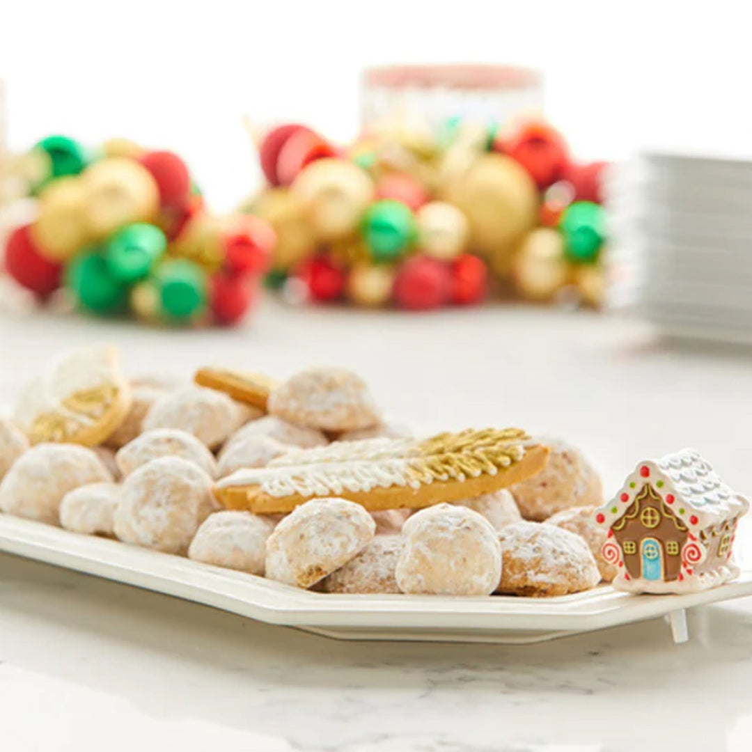 Nora Fleming Gingerbread House Mini lifestyle 2