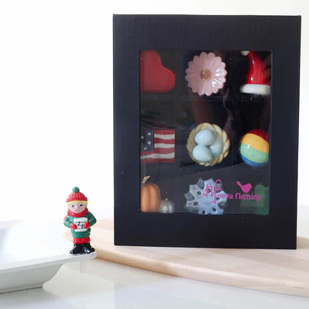 nora fleming caroler lifestyle 2