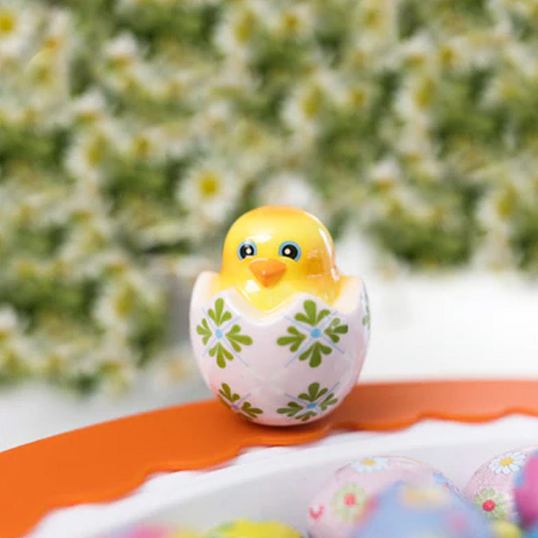 nora fleming chick in egg lifestyle 2