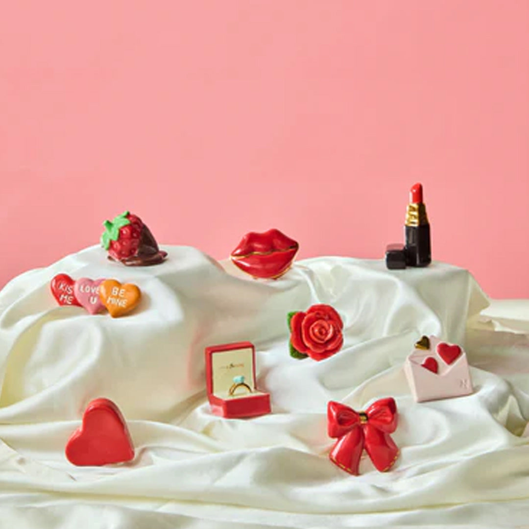 Nora Fleming sweet on you (chocolate strawberry) 3" lifestyle