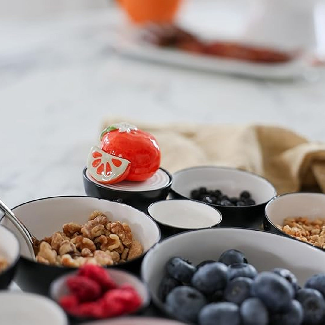 Nora Fleming cutie pie (clementine) lifestyle 2