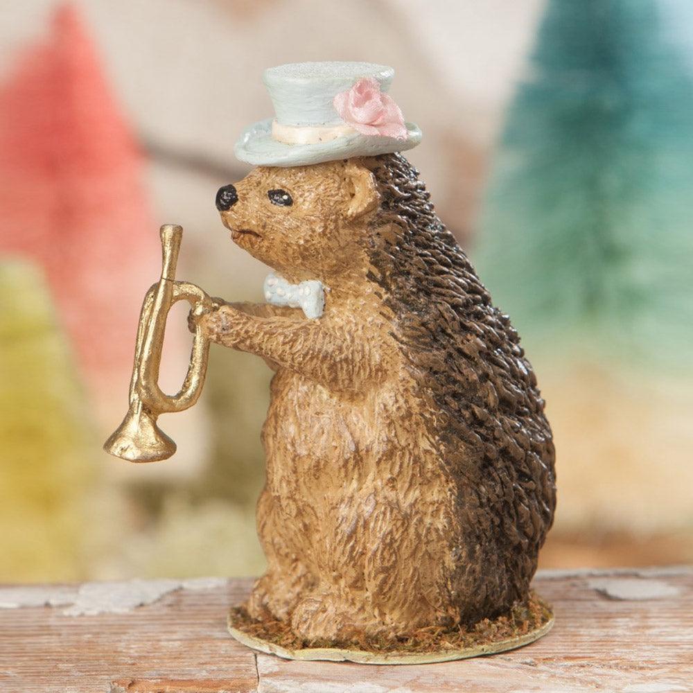 Blow That Horn, Hedge