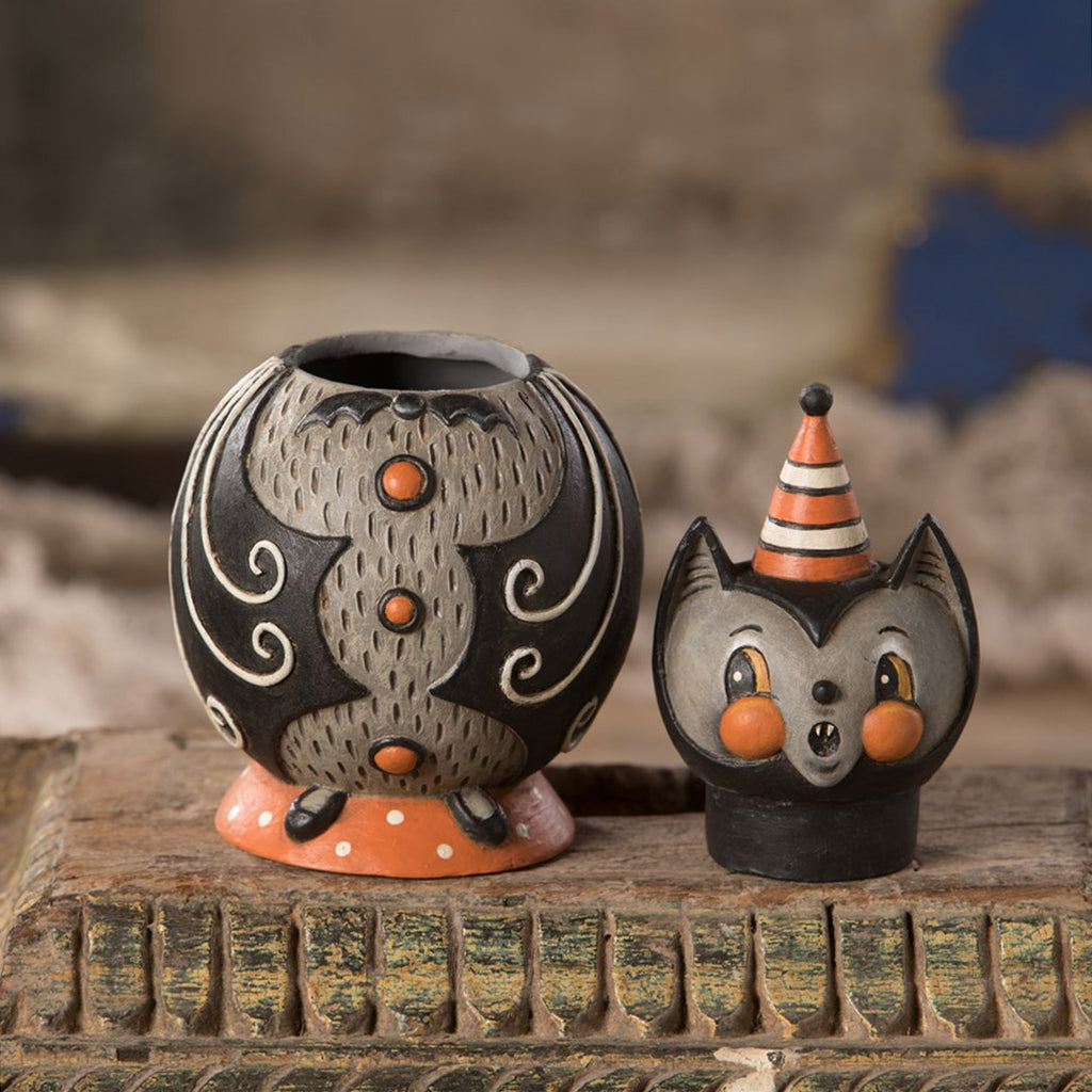 Batty Baxter Spooks Jar Folk Art Figurine by Johanna Parker front