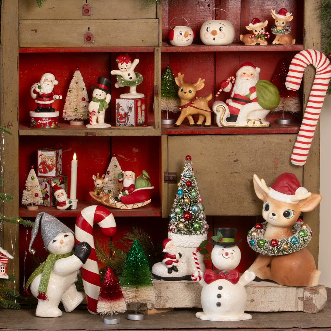 Cuddle Decor Bethany Lowe Jingle Santa's Reindeer set lifestyle