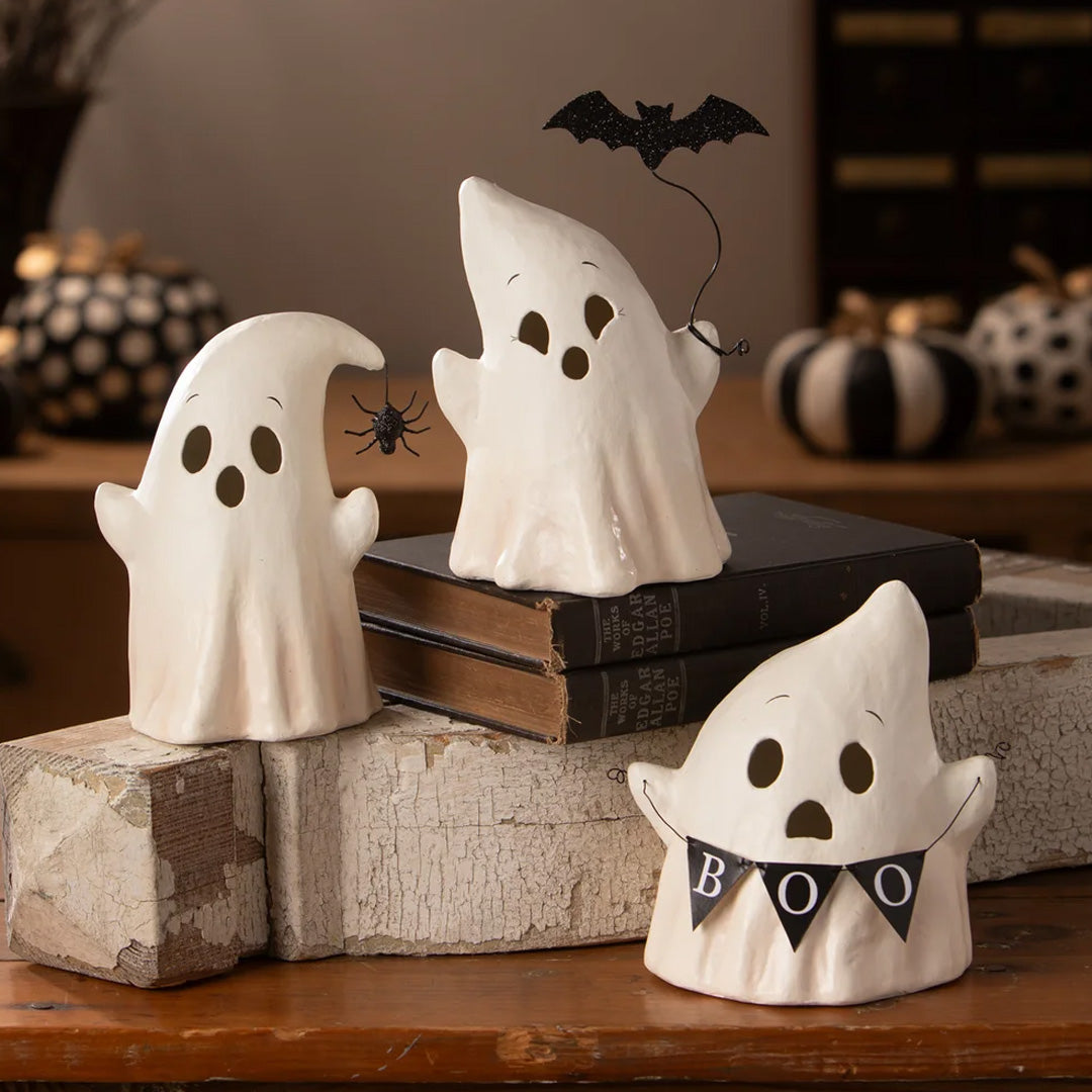 Bethany Lowe Luminary Boo with Banner front lifestyle set