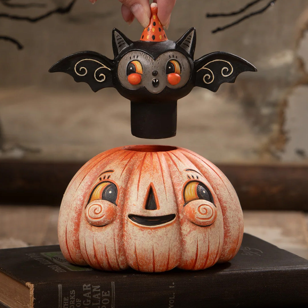 Johanna Parker Squatty Pumpkin Batty opened lifestyle