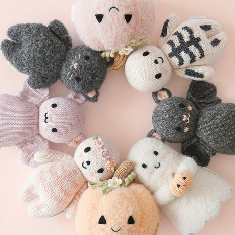 Cuddle Decor Cuddle Kind Baby Bat Charcoal lifestyle set