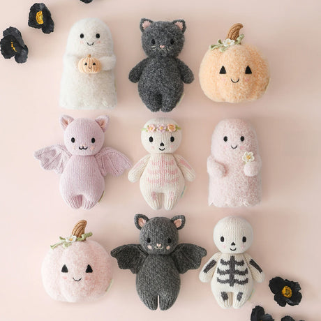Cuddle Decor Cuddle Kind Baby Bat Charcoal lifestyle