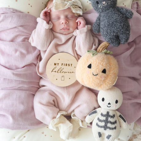 Cuddle Decor Cuddle Kind Baby Skeleton Charcoal lifestyle