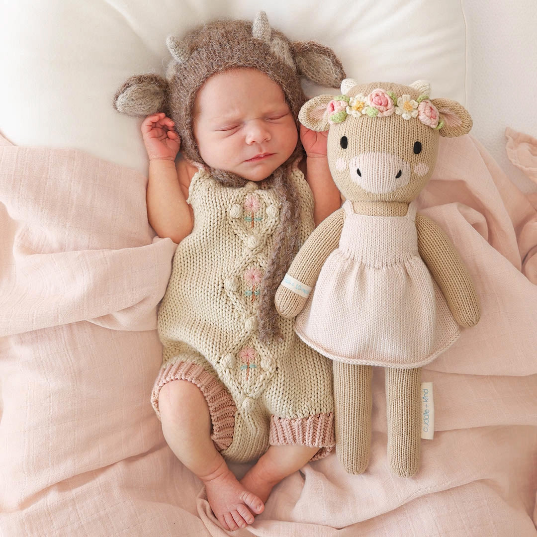 Cuddle Kind Amelia the Cow 7