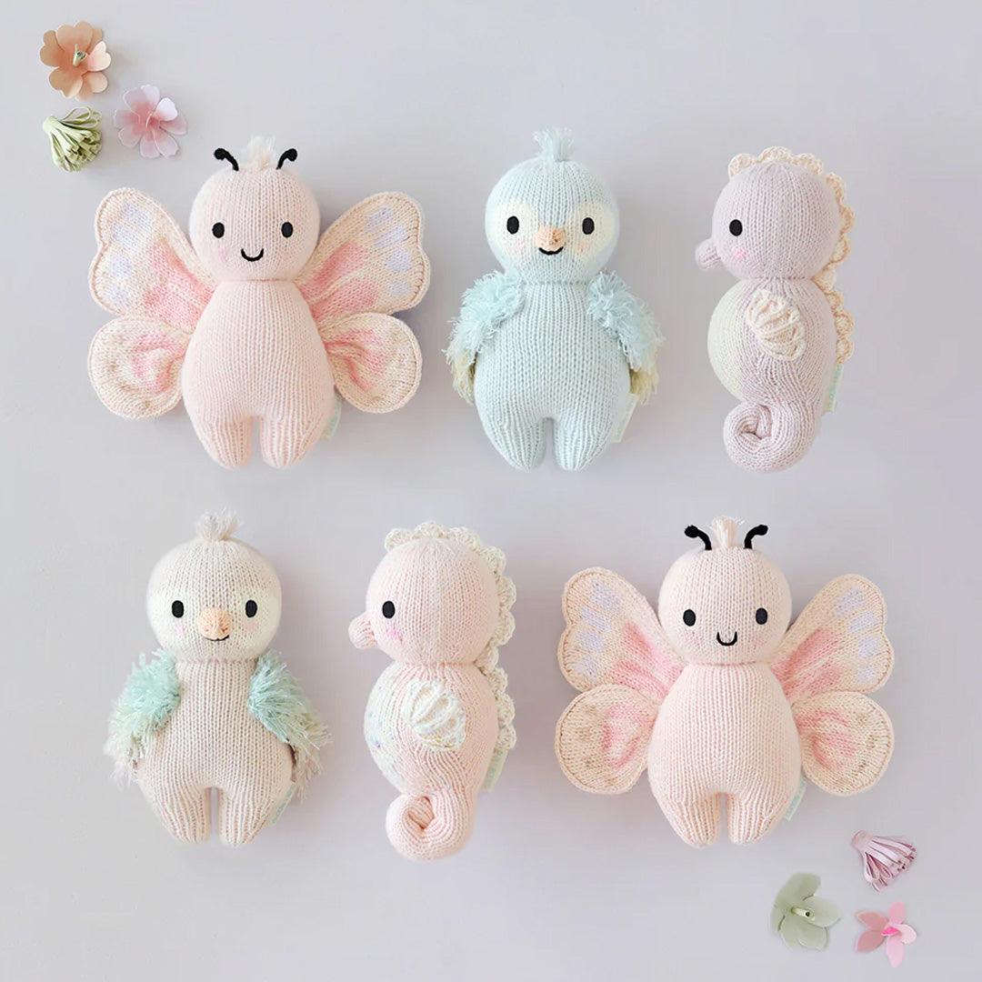 Cuddle Decor Cuddle and Kind Baby Seahorse Powder Pink set