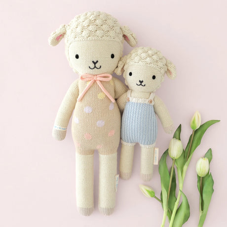 Cuddle Decor Benjamin the Lamb by Cuddle+Kind set