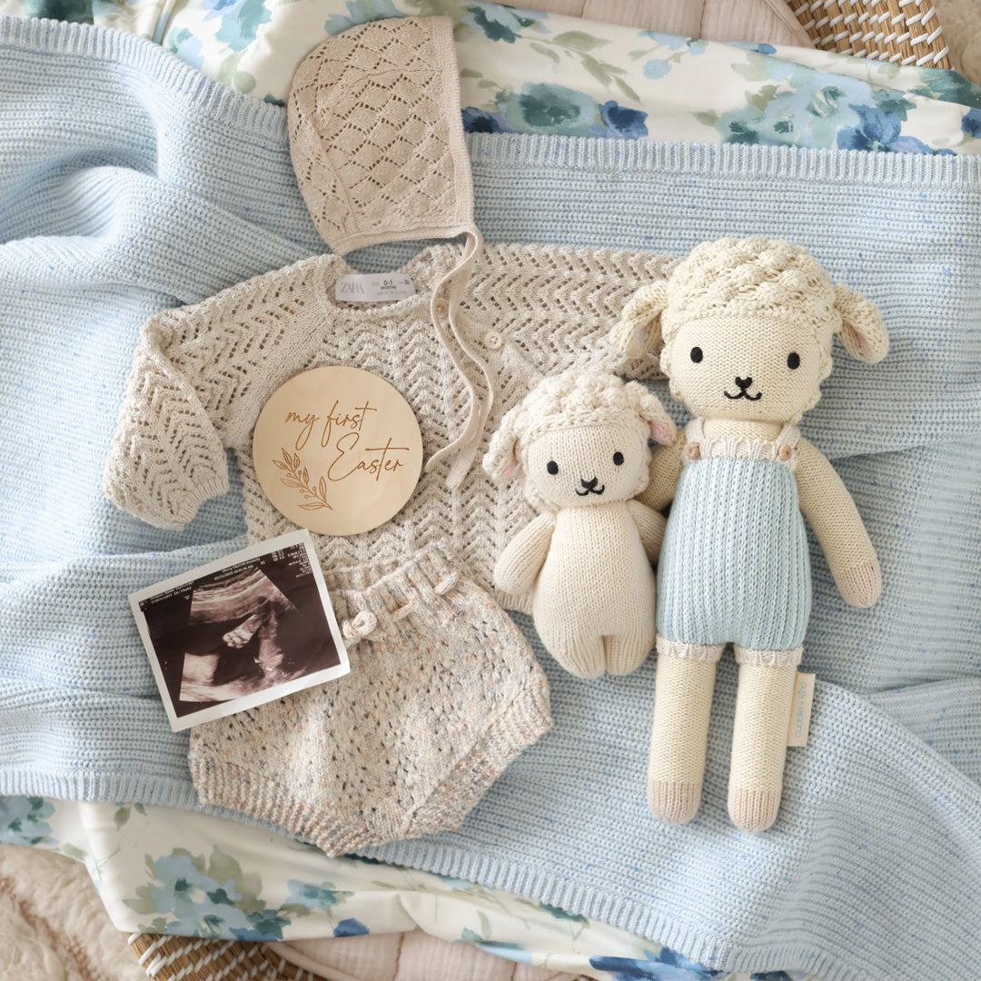 Cuddle Decor Benjamin the Lamb by Cuddle+Kind set