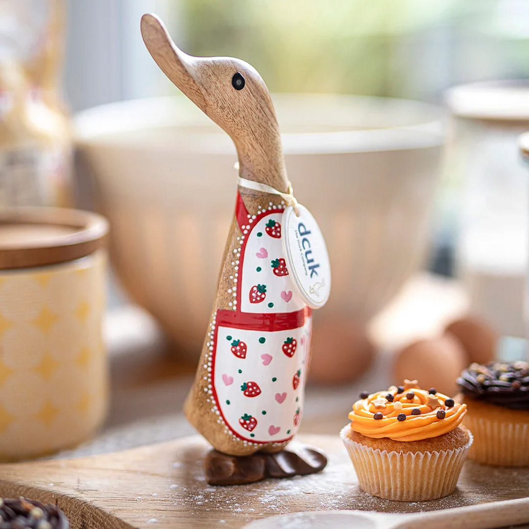 Baker Duckling Strawberries 7.5" lifestyle 1