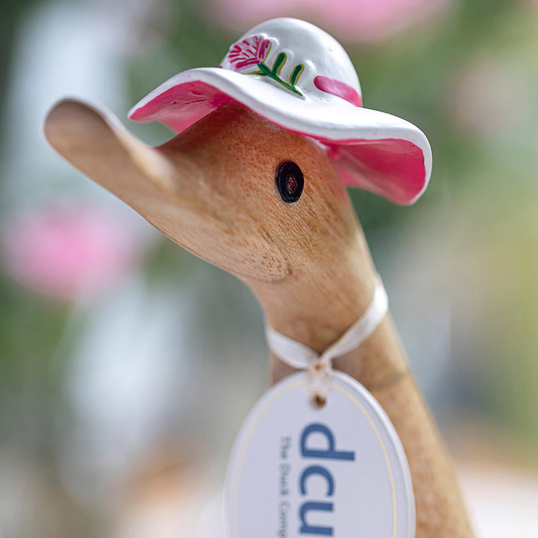 Flower Hat and Boot Duckling CARNATION 8.8" lifestyle 2
