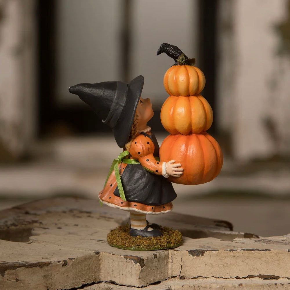 Pumpkin Patch Pippa Halloween Figurine by Bethany Lowe right side zoom out