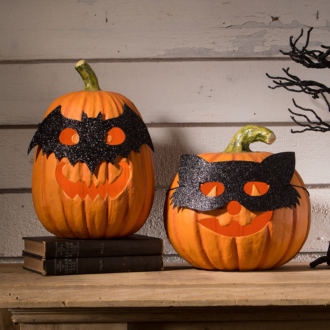 Bethany Lowe Bat Masquerade Pumpkin set life style