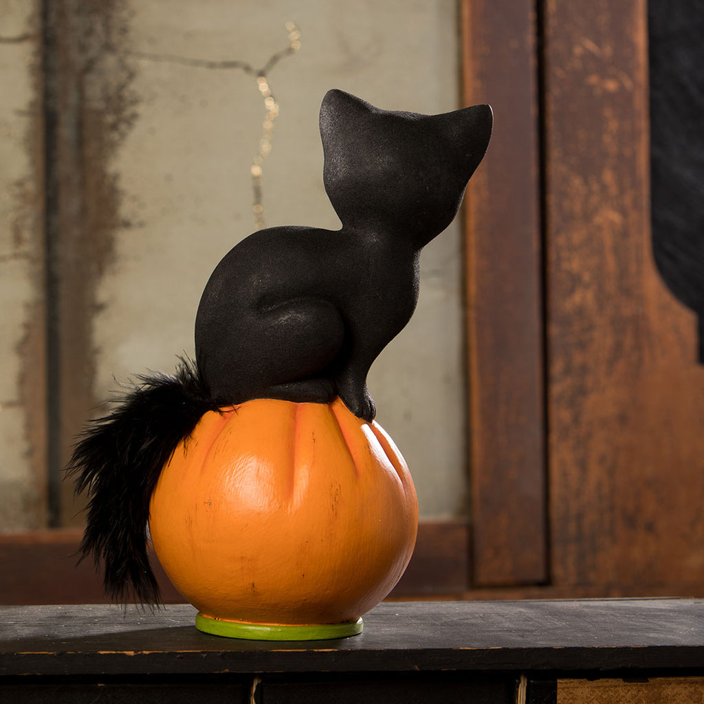 Bethany Lowe Vintage Seated Cat on Pumpkin back life style