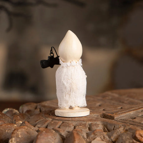 Michelle Lauritsen Going Batty Ghost back lifestyle