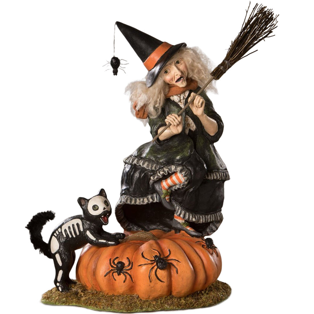 Frightened Frieda Witch Halloween Figurine by Bethany Lowe front