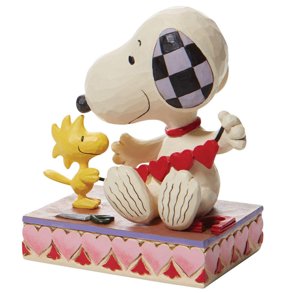 Jim Shore Snoopy with Hearts Garland side