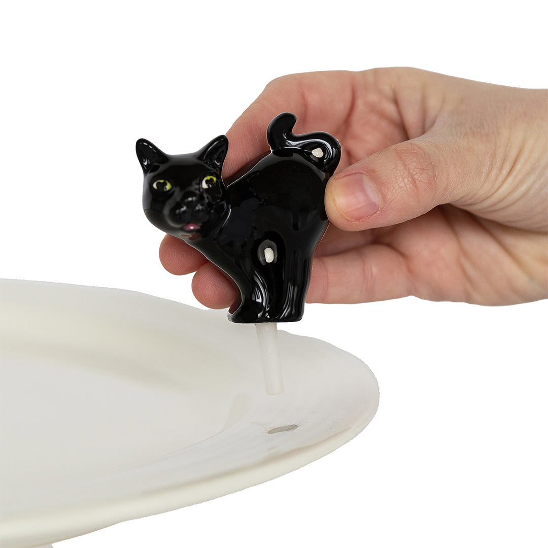 scaredy cat (black cat) by Nora Fleming – Cuddle Decor
