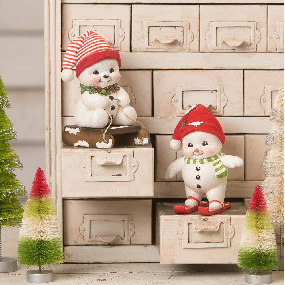 Skiing Snowman - Thumbnail 4