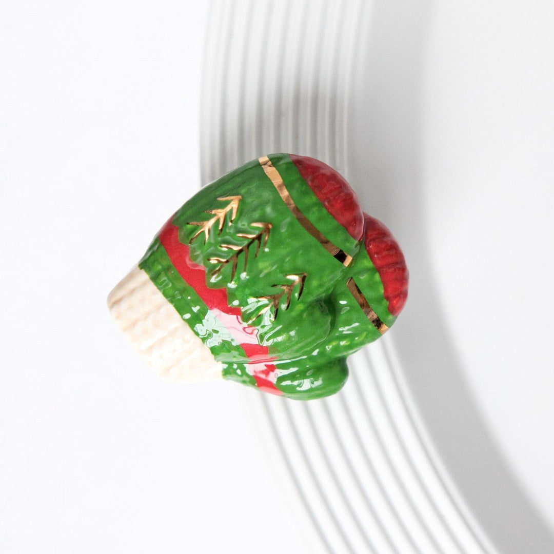 nora fleming Smitten Mittens (Mittens) on the plate