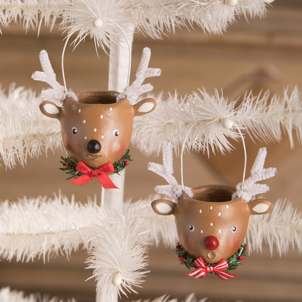 Reindeer Bucket Mini Christmas Decor set