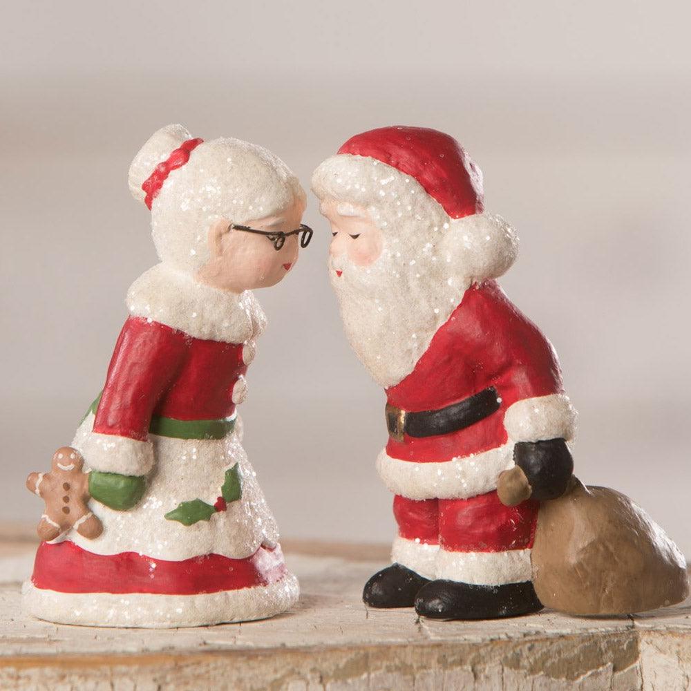 Mr. and Mrs. Claus - Set of 2