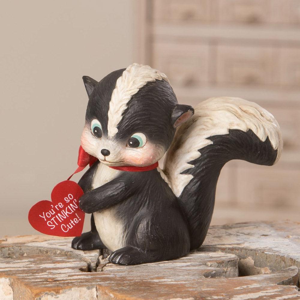 Stinkin' Cute Skunk Valentine's Figurine by Bethany Lowe Designs front